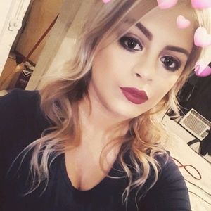 Meet your Posher, Christina